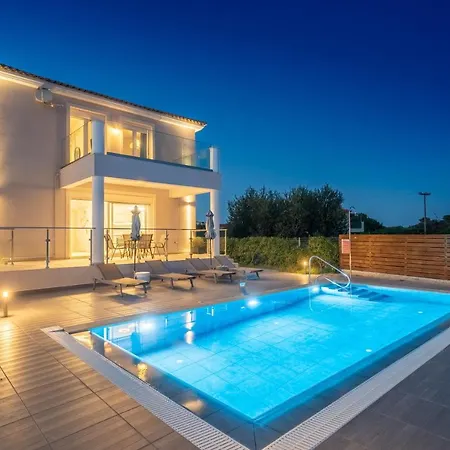 וילה Artemon New Luxury